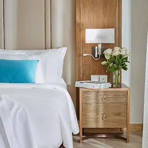 Coastal Panorama Oceanfront Appart hôtel